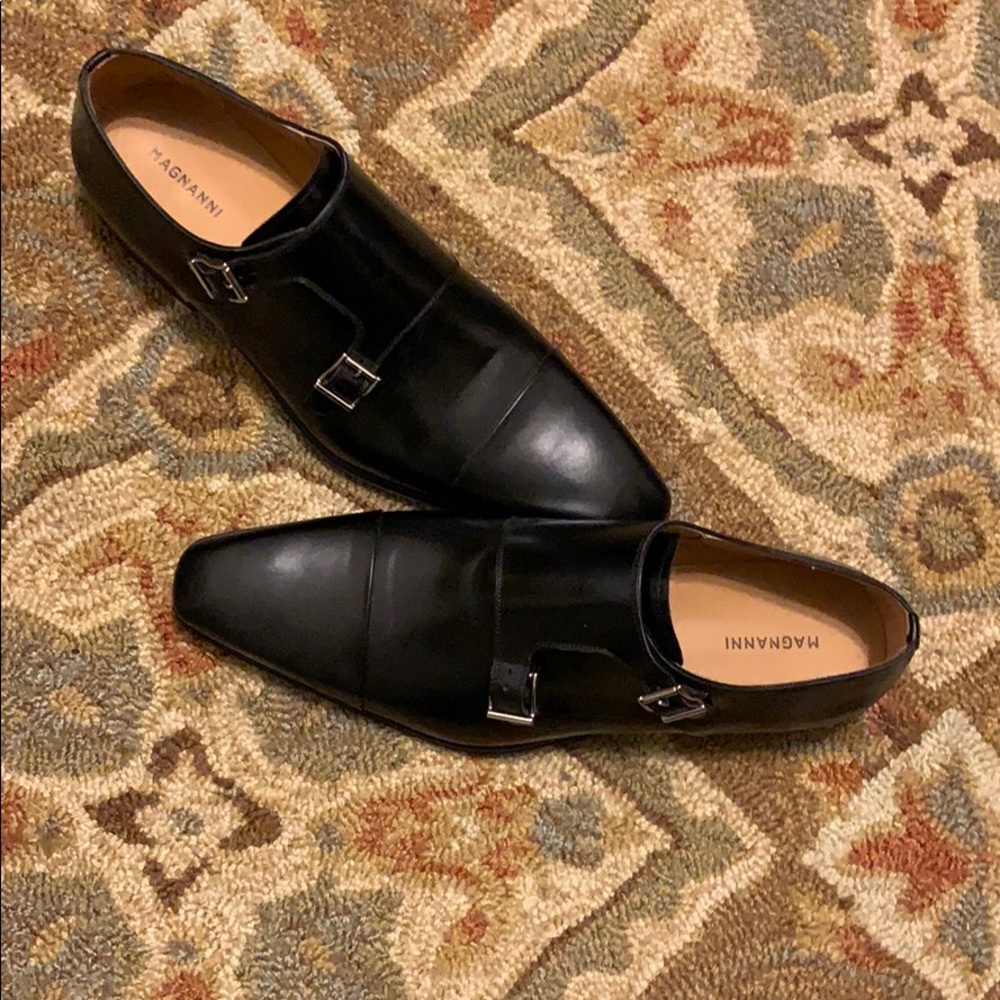 Never worn black Magnanni dress shoe